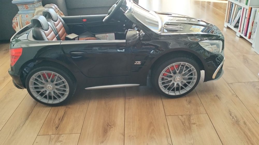 Samochód elektryczny Mercedes SL65 AMG