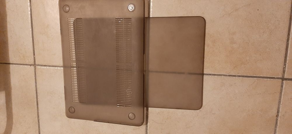 Чехол, пластикова накладка MacBook Pro 2013