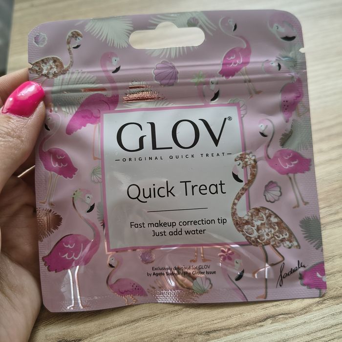 Rękawiczka do korekty makijażu glov quick treat