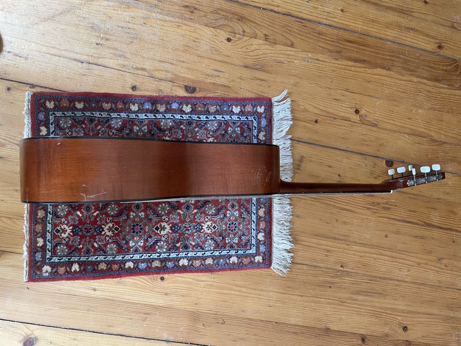 Gitara klasyczna koncertowa prawie 50-letnia