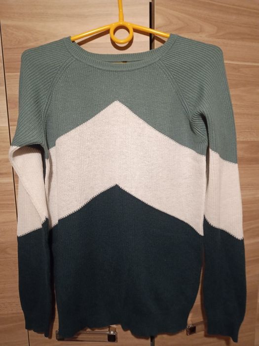 Sweterek bluzka trzykolorowy