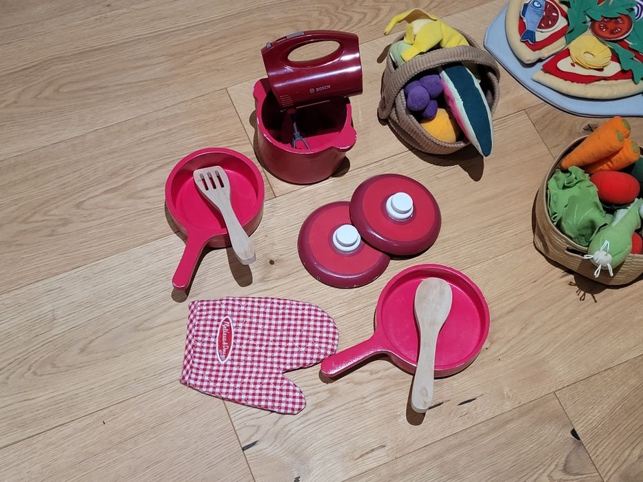 -55% Drewniana kuchnia i naczynia - Ikea + Melissa & Doug - garnki, ko