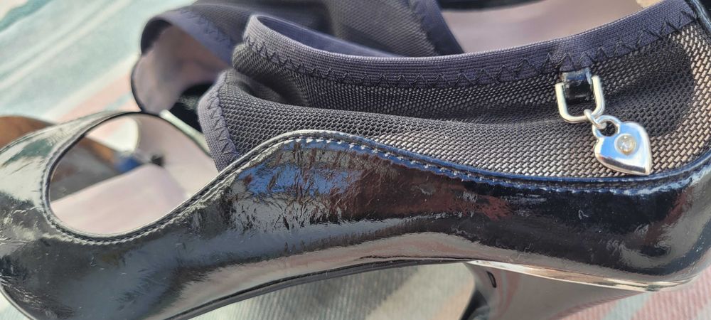 Sapatos Pretos Senhora