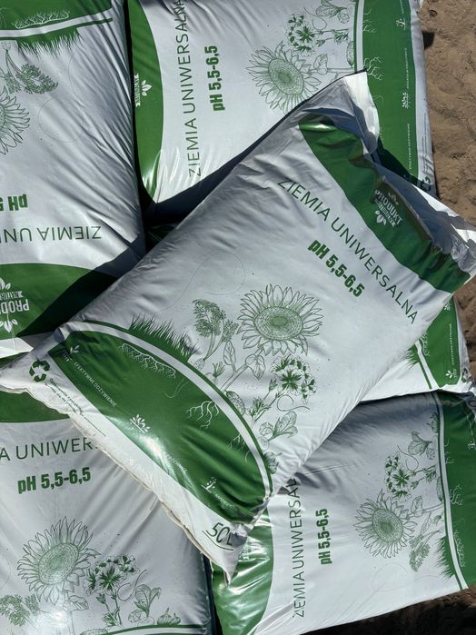 Ziemia uniwersalna, do iglaków, kompost opakowania 25kg 50L, 60L