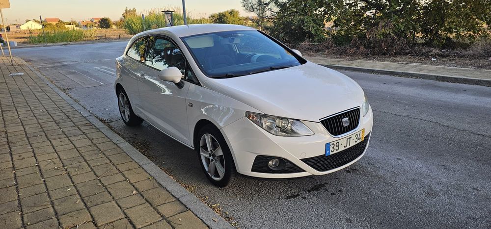 SEAT Ibiza SC 1.2 TDi Sport — photo 2