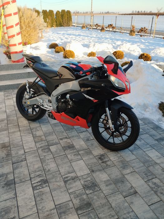 Sprzedam aprilia rs4 125