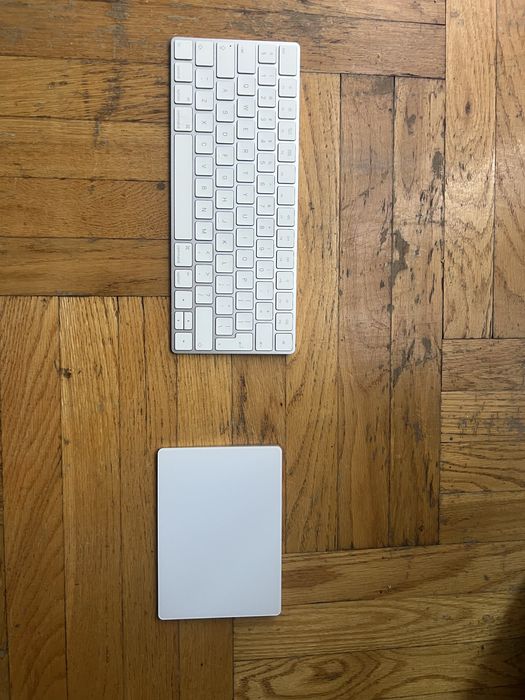 iMac 21.5" Retina 4K / i5 / 8GB / 1TB HDD / Magic Keyboard + Trackpad 2 / Stan BDB / Pudełko
