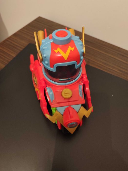 Super zings pojazd samochód