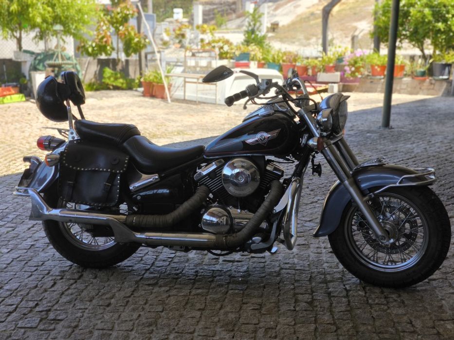 MOTO KAWASAKI 800 classic
