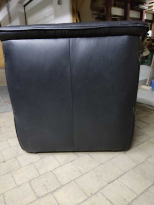 Poltrona em pele