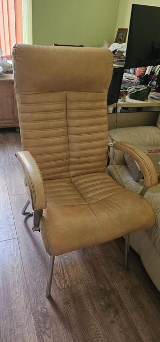 Стулья барные кожаные деревянные