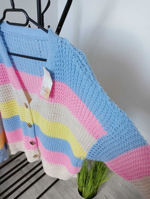 Sweter damski nowy