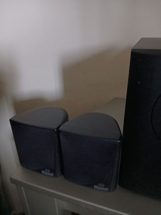 Głośniki do kina domowego MAGNAT.