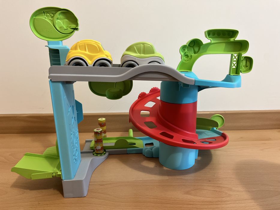 Garagem de brincar - Baby Clementoni