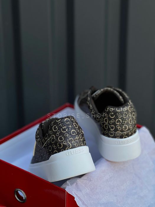 Кросівки Guess оригінал 100%