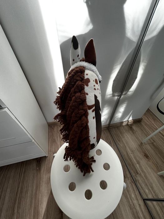 Hobby horse  biało brązowy rozmiar a3