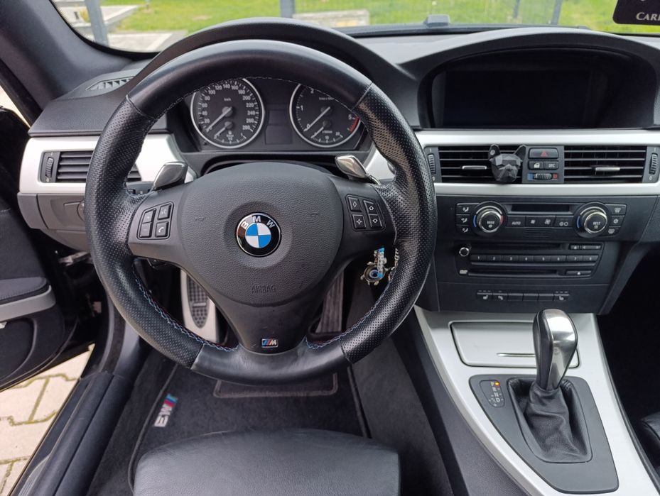 BMW E92 coupe 330D  Bezwypadkowe