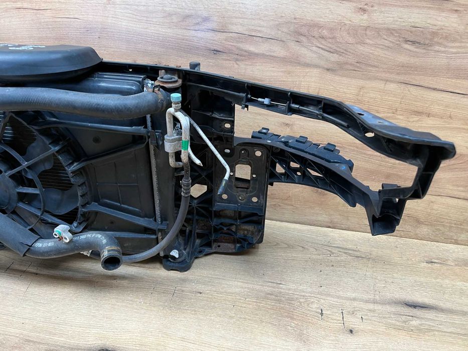 Pas przedni kompletny Kia Ceed lift  benzyna