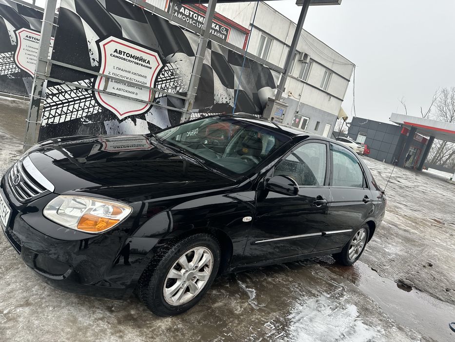 Авто Kia cerato.