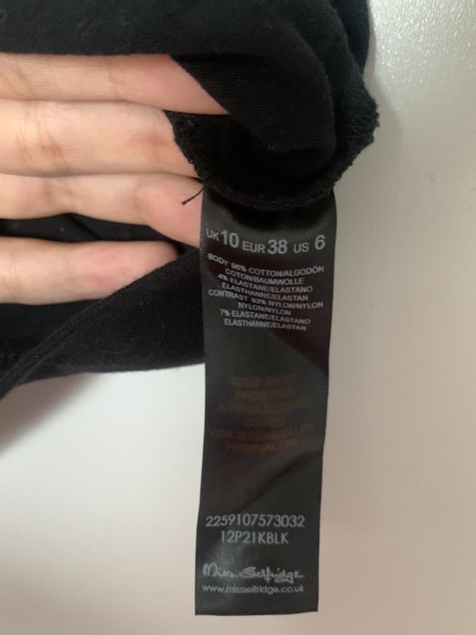 Czarny zdobiony bralette