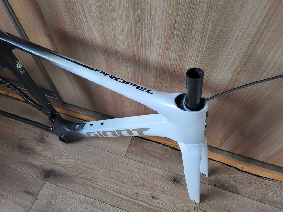 Piekna rama Giant Propel Advanced Pro Disc Frameset Carbon
