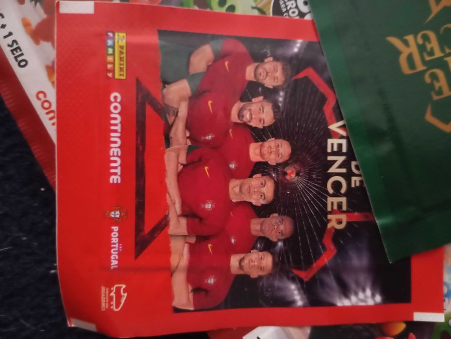 Saquetas de cromos Seladas variadas (ou troco)