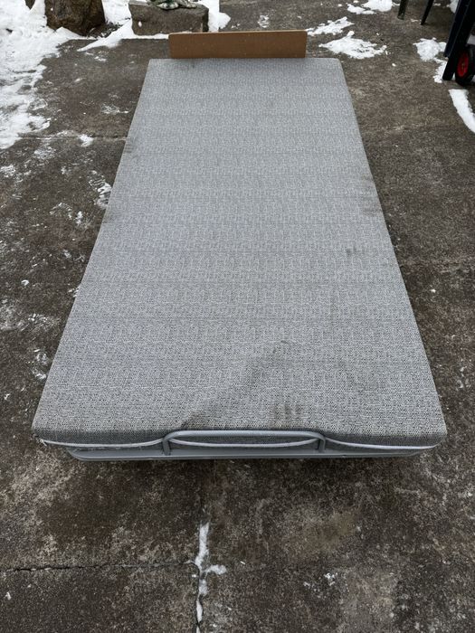 Розкладне ліжко  з матрасом