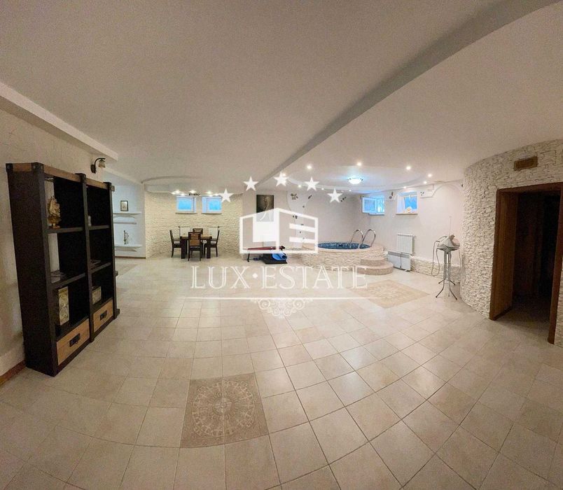 Аренда эксклюзивного домовладения  с бассейном   (Конча-Заспа)