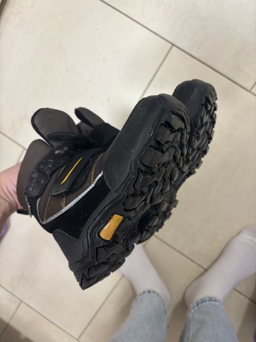 Дитяче  взуття