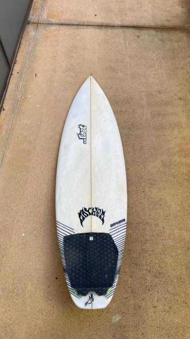 Surfboard 5’8’’ 28.5L Mayhem Uberdriver + Fins