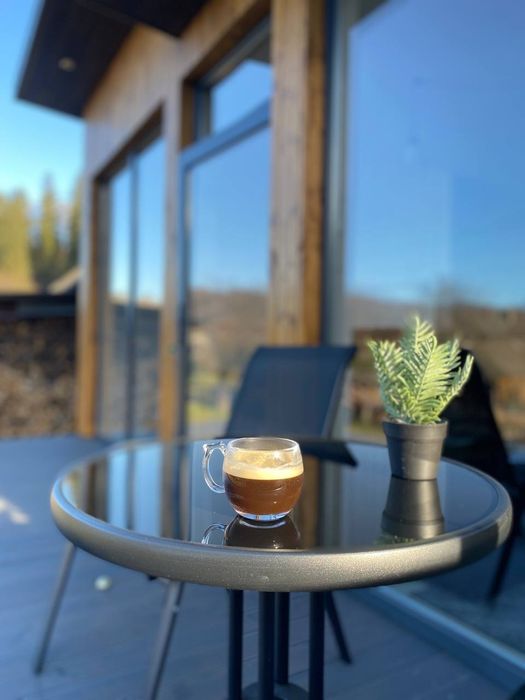 Славсько затишне місце, Quiet Home,