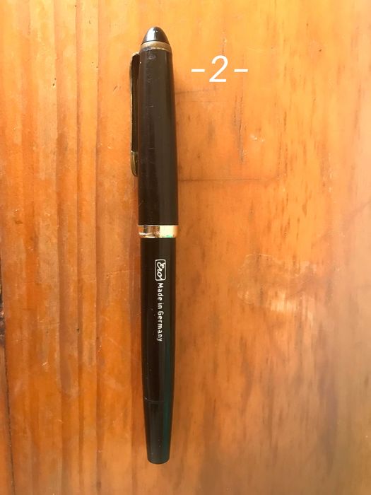 Caneta tinta permanente ERO