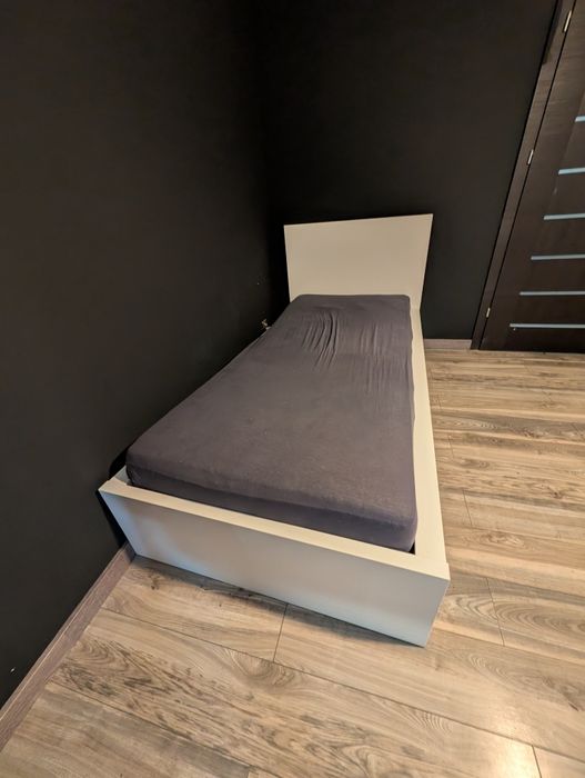 Łóżko IKEA malm + materac 90/200