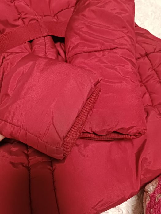 Куртка на дівчинку підлітка