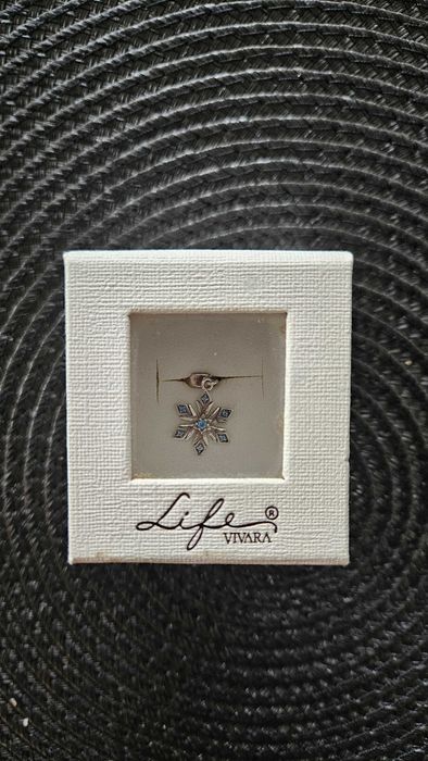 Lindo Berloque / Charm Floco de Neve Vivara Disney