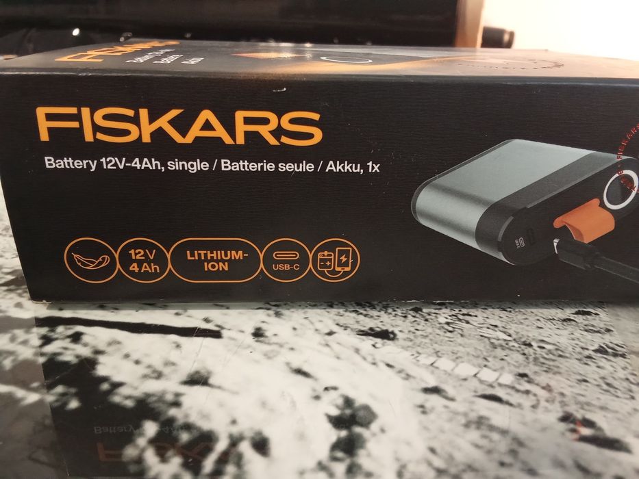 Fiskars bateria 12 v 4 ah akumulator power Bank Nowy oryginał
