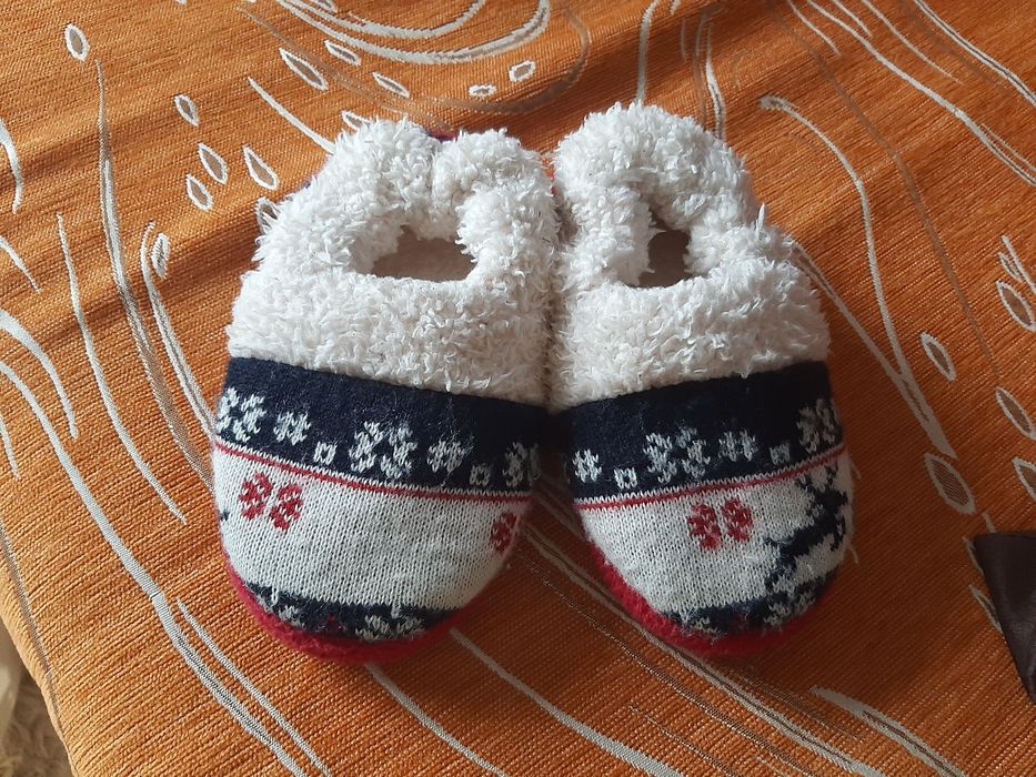 Kapcie świąteczne chłopięce