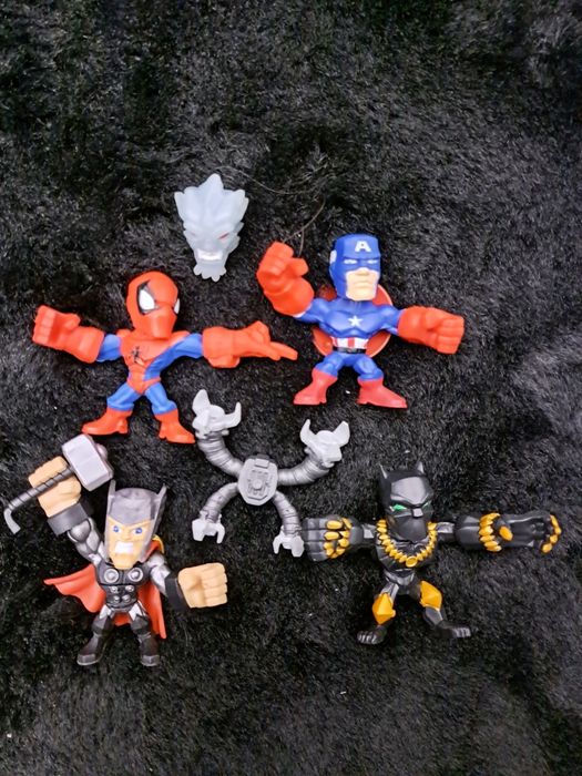 Figurki Marvel Super Hero Adventures