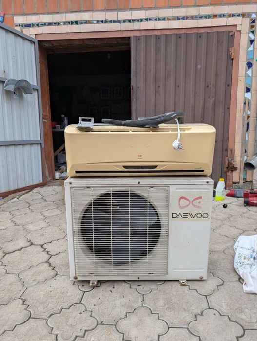 Продам кондиционер исправен