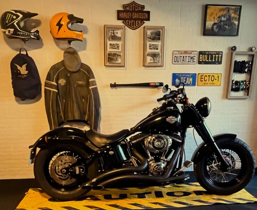 Vance & Hines  Big Radius Harley Davidson