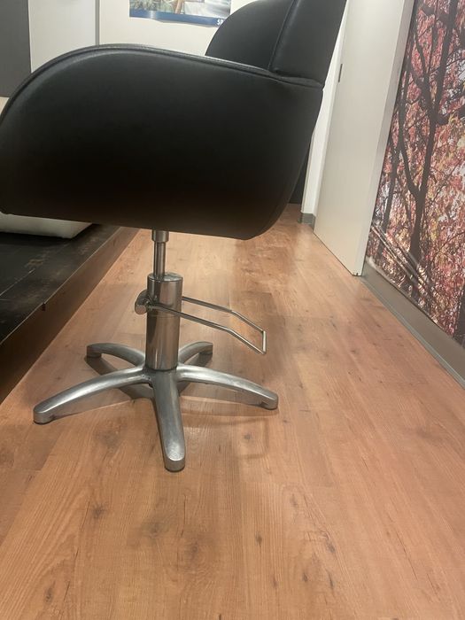 Cadeiras cabeleireiro hidraulicas