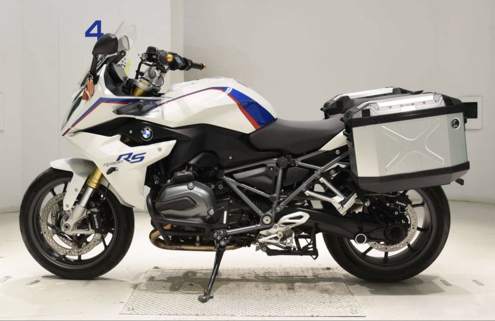 BMW R1200RS з Японії