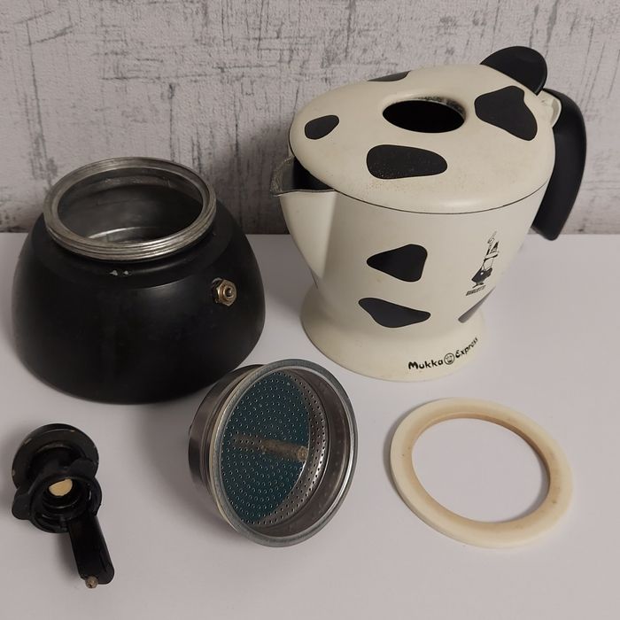 Гейзерная кофеварка Bialetti Mukka Express б/у