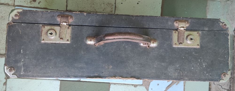 Чемодан ретро, валiза ретро