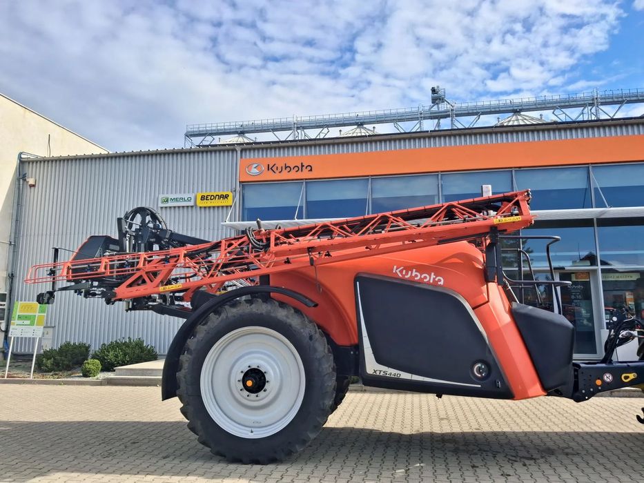 Kubota XTS4  Opryskiwacz polowy XTS4 Kubota