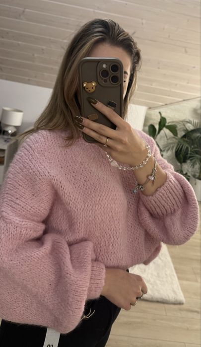 Nowy sweterek chmurka