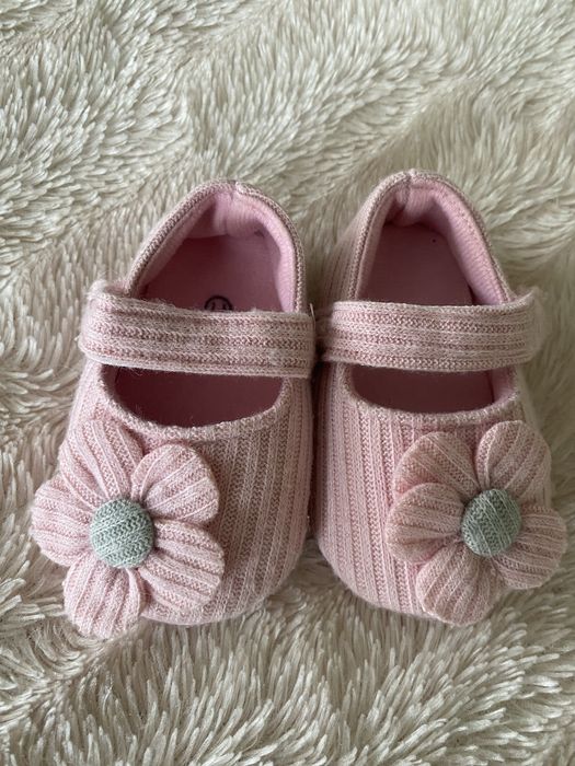 Взуття для дівчинки туфельки для новонароджених пінетки