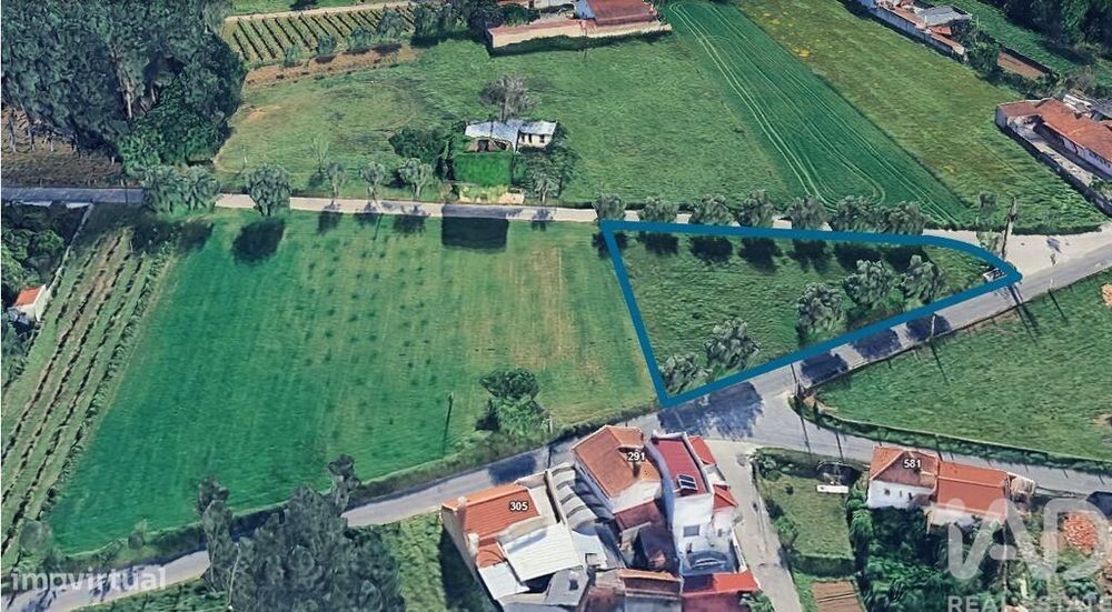 Terreno em Aguada de Cima