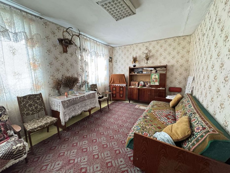 Продаж дачного будинку в селі Деньги