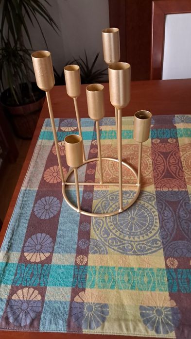 Castiçal para sete velas, dourado, novo sem etiquetas